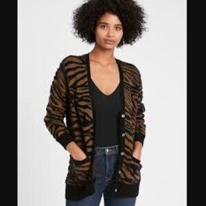 Banana Republic Fuzzy Animal Print Cardigan Sweater Zebra Brown Black Sz S